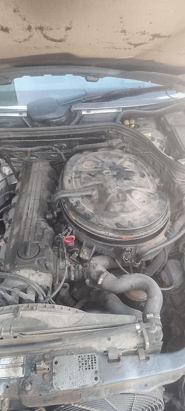 w210 e320: Mercedes-Benz W124: 1991 г., 2.6 л, Автомат, Бензин, Седан — 3