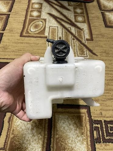 крышка омывателя: Бачок Hyundai 2018 г., Б/у, Оригинал — 3