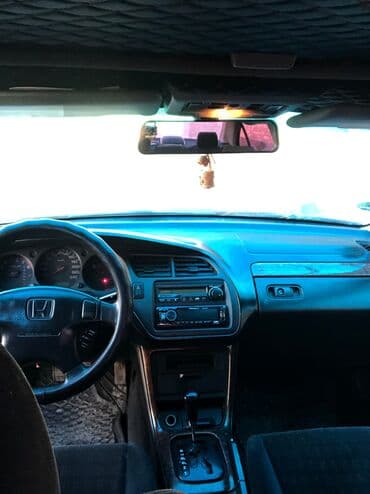 чехлы на авто на сиденье: Honda Accord: 2001 г., 1.8 л, Автомат, Бензин, Седан — 3