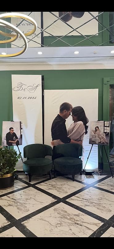 a frame: Аренда: железный мольберт для небольших мероприятий. - Материал — 2