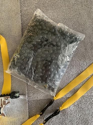 рогатка для охоты: Рогатка с лазером (Золотой) Комплект: Сама рукоять 600шт пули из глины — 2