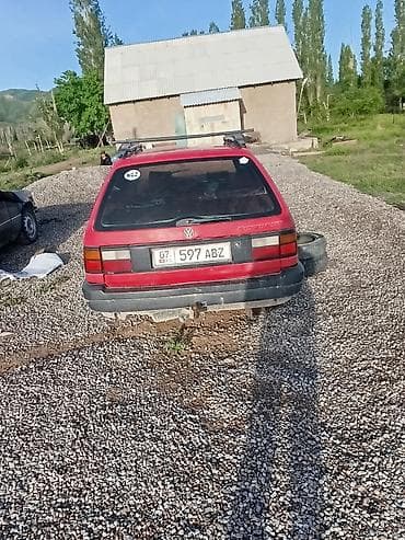 Транспорт: Volkswagen Passat: 1984 г., 1.8 л, Механика, Универсал — 6