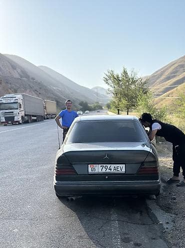 мерседес 123: Mercedes-Benz W124: 1990 г., 2.3 л, Механика, Бензин, Седан — 2