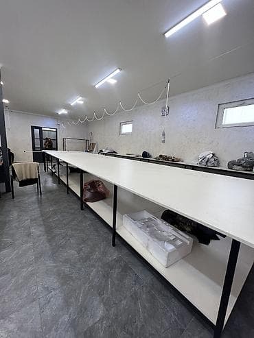 Коммерциялык мүлк: 🧵СДАЁТСЯ ГОТОВЫЙ ШВЕЙНЫЙ ЦЕХ — 150 м², с оборудованием. Заходи и — 3