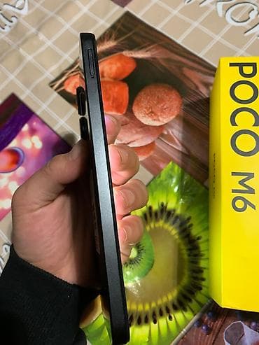 наушники apple airpods 1: Poco M6, 256 ГБ, цвет - Черный — 2