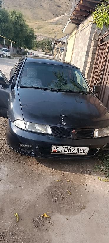 Mitsubishi Carisma: 1995 г., Механика, Седан — 4