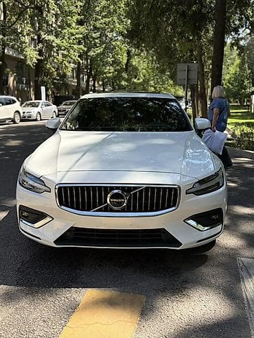 Volvo S70: 2020 г., 2 л, Автомат, Гибрид, Седан — 5