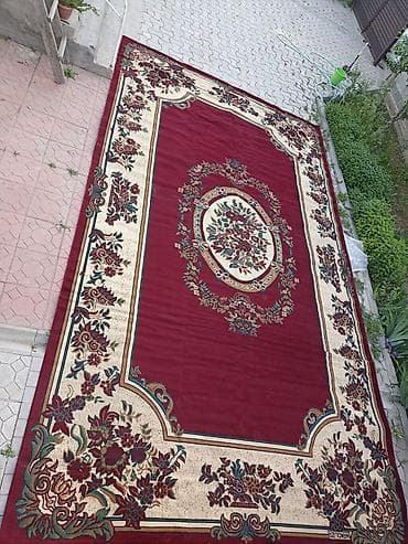 Ковры и паласы: Ковер Б/у, 400 — 1