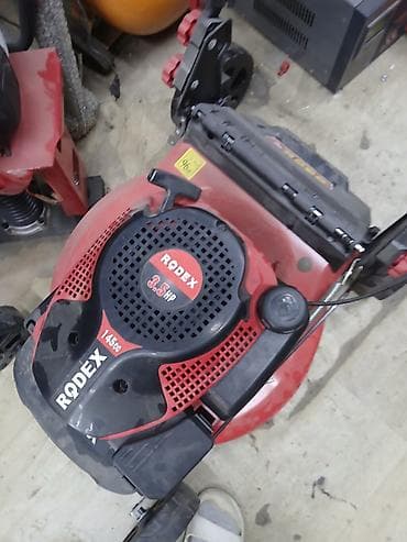 Газонокосилки: Бензиновая газонокосилка RODEX - Двигатель: 4‑тактный OHV, мощность — 2