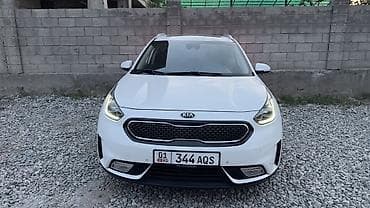 tesla pi: Kia Niro: 2018 г., 1.6 л, Гибрид, Кроссовер — 1