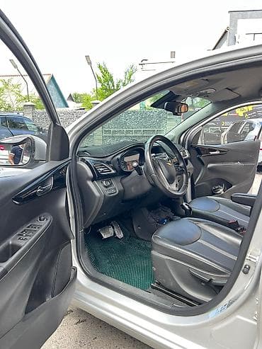 ravon spark: Chevrolet Spark: 2019 г., 0.1 л, Автомат, Бензин, Хэтчбэк — 5