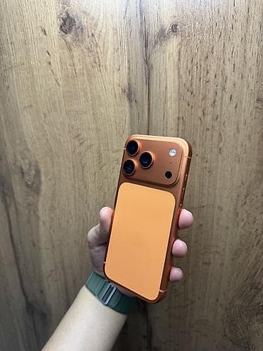 IPhone 17 Pro, Б/у, 256 ГБ, Оранжевый, Защитное стекло, Чехол, В рассрочку, 100 %