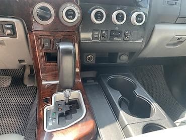 тайота 4ranner: Toyota Sequoia: 2011 г., 5.7 л, Автомат, Газ, Внедорожник — 6