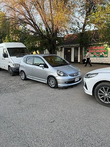 фит армения: Honda Fit: 2001 г., Хэтчбэк — 2