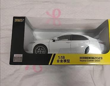 Искусство и коллекционирование: Коллекционная масштабная модель Toyota Camry 2023 (официальная — 4