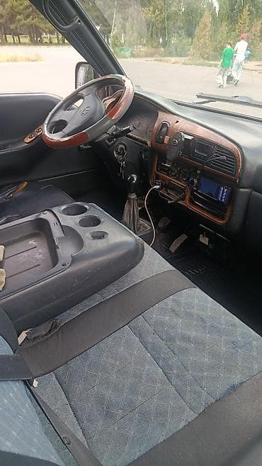 Hyundai : 2002 г., 2.5 л, Робот, Дизель, Пикап — 1