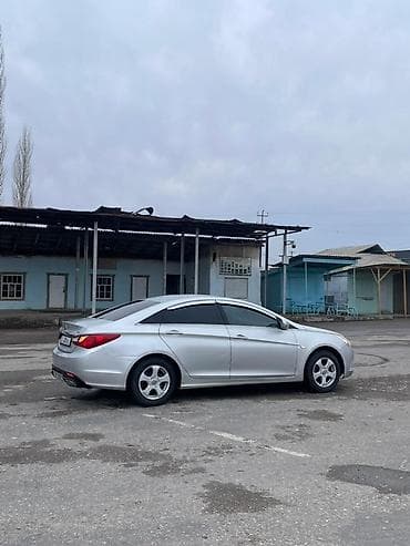 авто эстима: Hyundai Sonata: 2011 г., 2 л, Автомат, Газ, Седан — 5