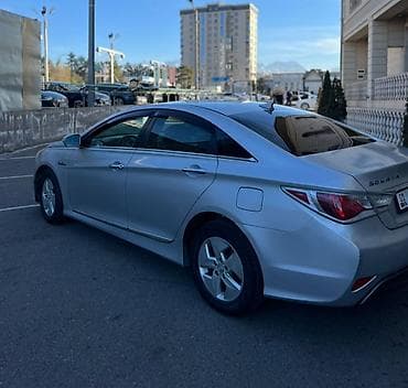 accord 2003: Hyundai Sonata: 2011 г., 2.4 л, Типтроник, Гибрид, Седан — 3