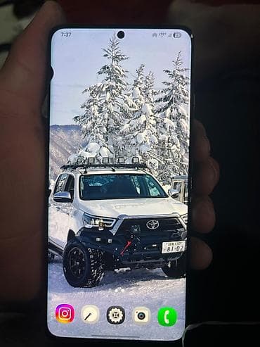 a 21: Samsung Galaxy S21 Ultra, Б/у, 256 ГБ, цвет - Черный, eSIM — 1