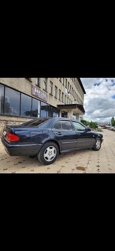 на ауди q7 лобовое стекло: Mercedes-Benz E-Class: 1997 г., 2.3 л, Механика, Бензин, Седан — 2