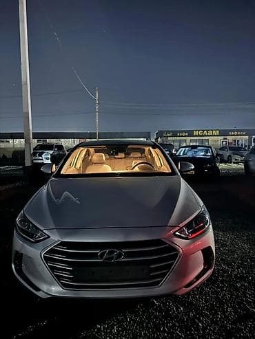 селика: Hyundai Avante: 2016 г., 1.6 л, Автомат, Газ, Седан — 4