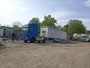 daf xf: Тягач, DAF, 2011 г., Шторный — 2