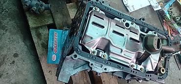 Детали двигателя и моторы в сборе: Бензиновый мотор Honda 2 л — 6