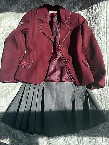 Школьная форма: Школьная форма, Б/у — 1