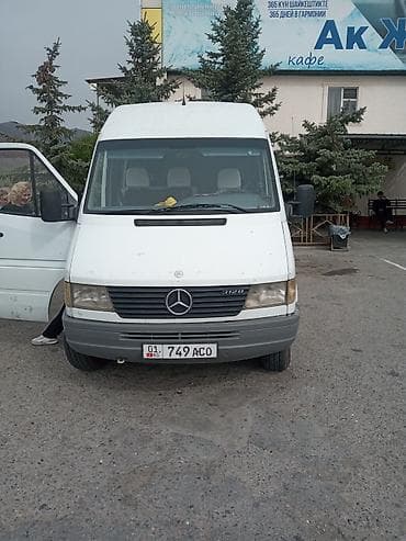 детали на спринтер: Пассажирский микроавтобус Mercedes-Benz Sprinter 312D - Комфортный — 4