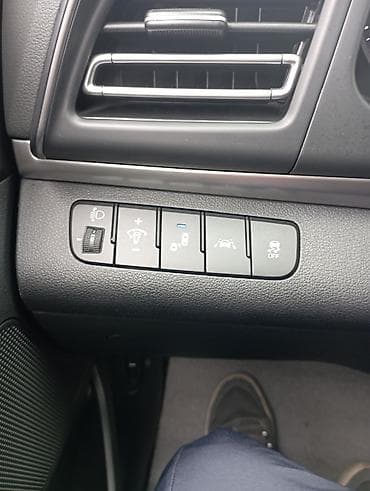eclipse cross: Hyundai Avante: 2020 г., 1.6 л, Автомат, Бензин, Седан — 6