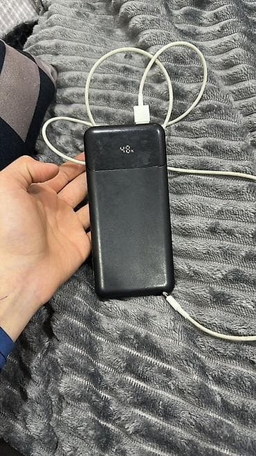 mi bend: Внешний аккумулятор (power bank) с LED‑индикатором заряда - Корпус — 1