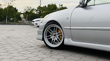 круглый: Toyota Mark II: 2004 г., 2 л, Автомат, Универсал — 8