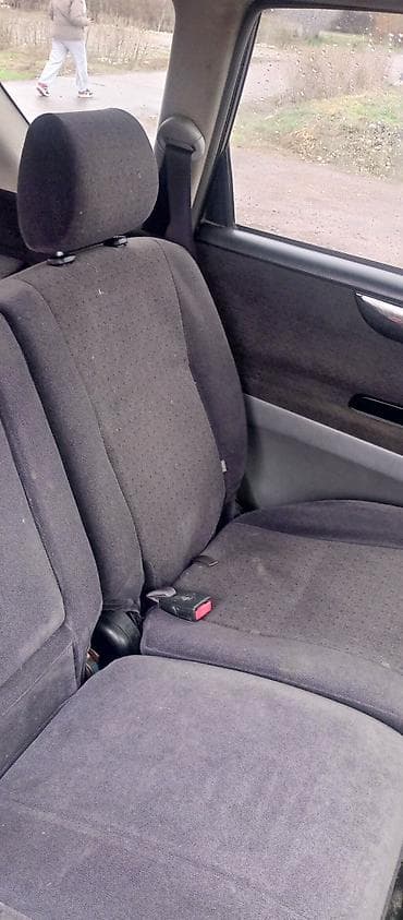 toyota ipsum 1999: Toyota Ipsum: 2002 г., 2.4 л, Автомат, Газ, Минивэн — 8