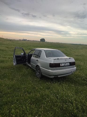 автомат венто: Volkswagen Vento: 1995 г., Механика, Бензин, Седан — 10