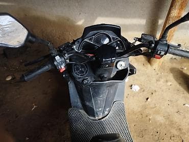 мотоцикл с люлькой: Тип скутера 180 куб. см, Бензин, Б/у — 6