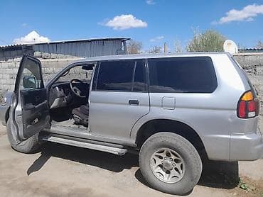 на панель: Mitsubishi Pajero Sport: 2000 г., Автомат, Внедорожник — 5