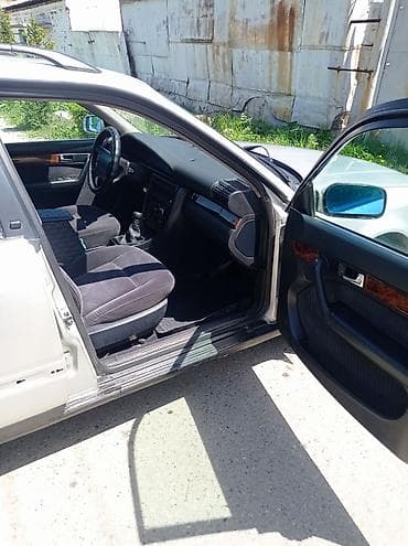 audi s8: Audi 100: 1992 г., 2.6 л, Ручные, Бензин, Универсал — 6