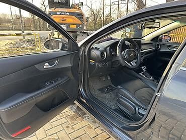 evro r: Kia K3: 2019 г., 1.6 л, Автомат, Бензин, Седан — 3