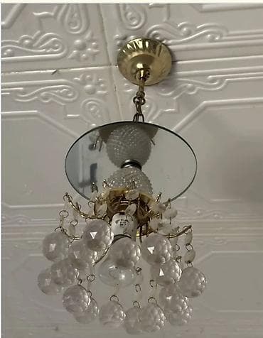 4 pot: Потолочная подвесная люстра с декоративными стеклянными подвесками. - — 1