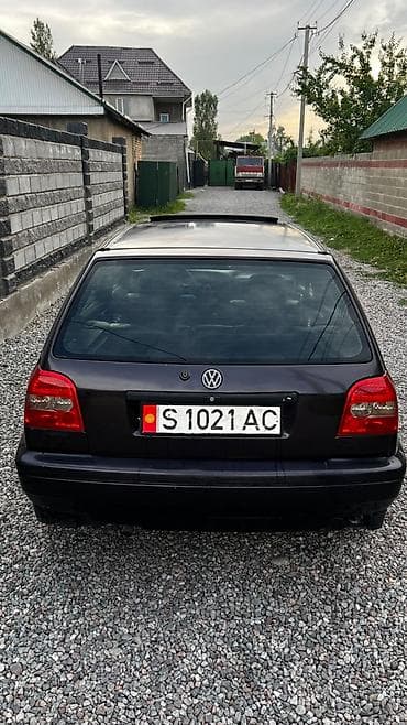 Транспорт: Volkswagen Golf: 1993 г., 1.6 л, Механика, Хэтчбэк — 2