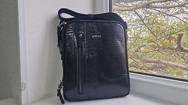 Мужская барсетка - Материал: черная фактурная экокожа под рептилию