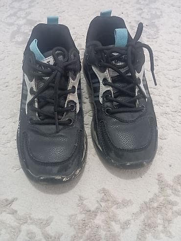 Школьная форма: 32 размер ботас сатылат 6 же 7 жашка Чак келет абалы жакшы жыртыгы жок — 1