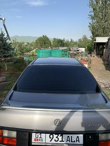 Транспорт: Volkswagen Passat: 1990 г., 1.8 л, Кол менен иштөөчү, Бензин, Седан — 7