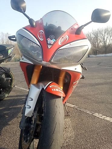 harley davidson: Спортивный мотоцикл Yamaha r1 в стилизации гоночной команды Fortuna — 5