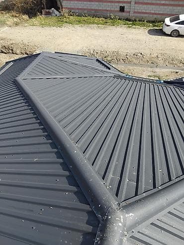 планировка дома: Одноэтажный дом с эркером и четырехскатной кровлей. - Площадь и — 6