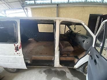 Ford Transit: 1999 г., 2.5 л, Механика, Дизель, Фургон — 7