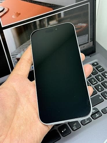 iphone за 0 руб: IPhone 17, Б/у, 256 ГБ, Белый, Защитное стекло, Чехол, 100 % — 6