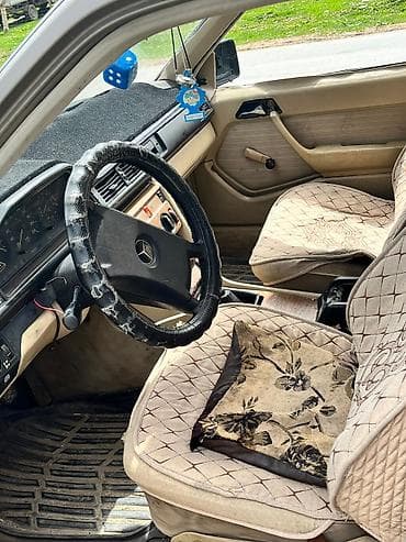 электромобиль желмаян: Mercedes-Benz W124: 1989 г., 2.3 л, Кол менен иштөөчү, Дизель, Седан — 7