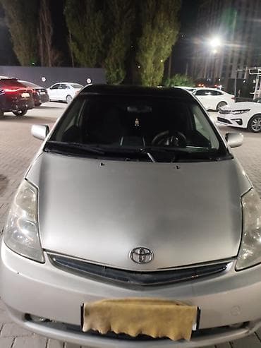 prius: Toyota Prius: 2005 г., 1.5 л, Вариатор, Гибрид, Лифтбек — 4