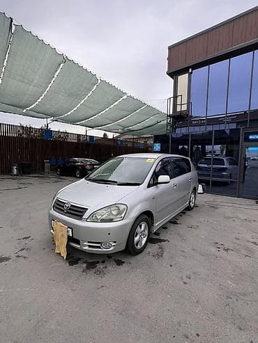 продается машина: Toyota Ipsum: 2003 г., 2.4 л, Автомат, Бензин, Минивэн — 3